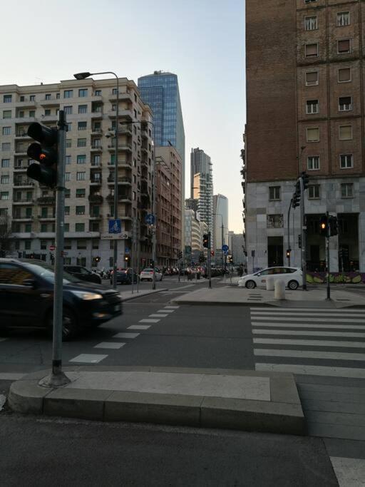 Suite Mm3/Repubblica, 2 Min. Da Staz. Centrale Milano Eksteriør bilde